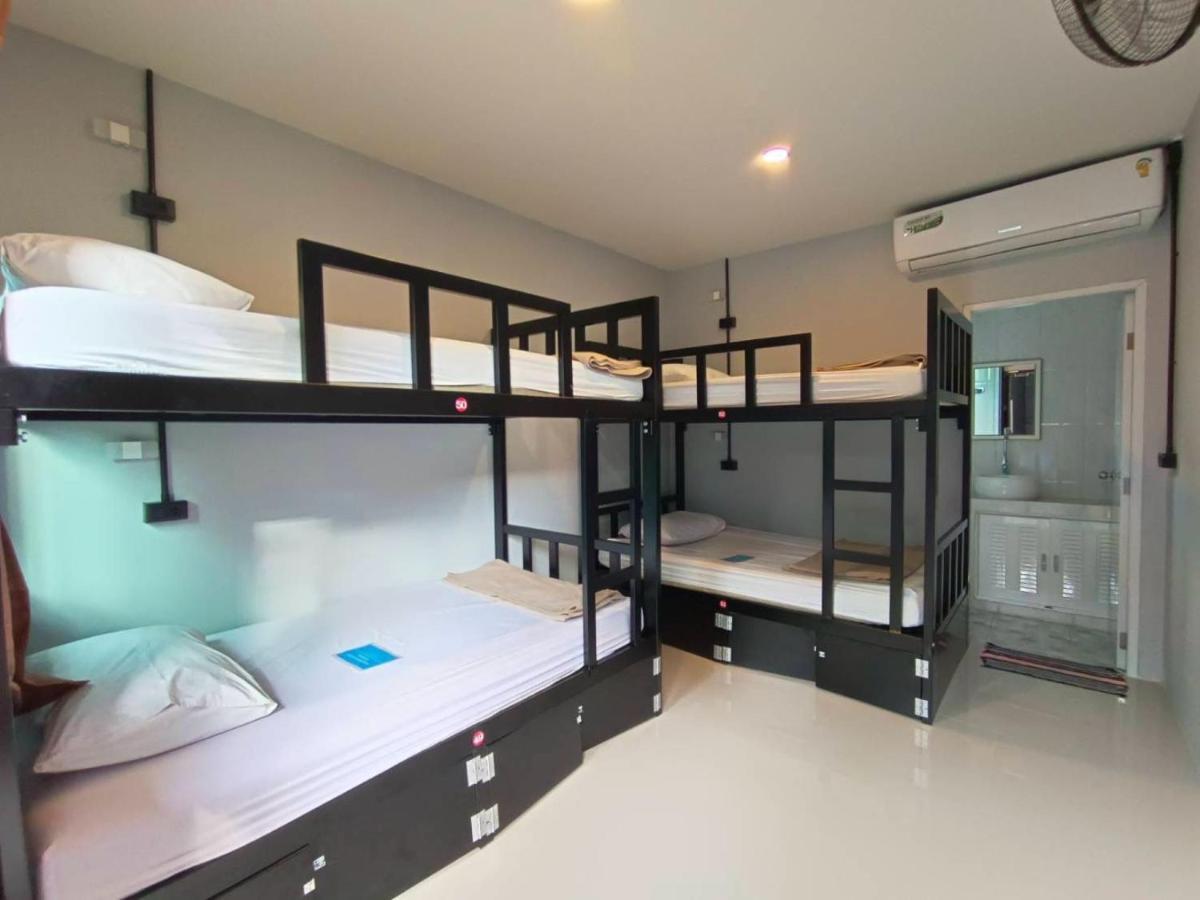 Blanco Beach Bar Hostel Νησί Phi Phi Εξωτερικό φωτογραφία